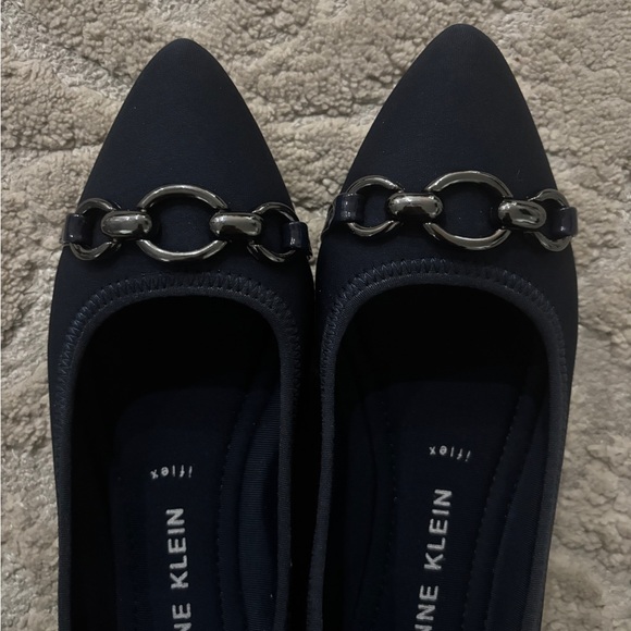 NWT Anne Klein Women's Navy Ballet Flats - Picture 2 of 7